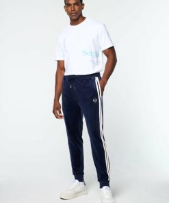 Riverwear.shopa7fc16c2d0 2