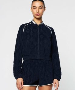 Riverwear.shopf18be89fd8 2